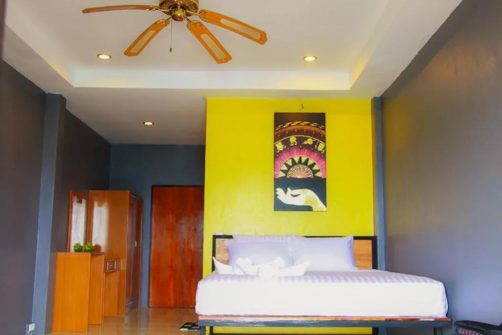 Pond'S Hostel Ko Tao