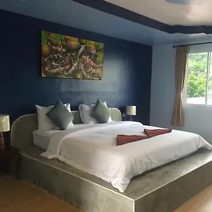 2* מלון Bro&sis Place