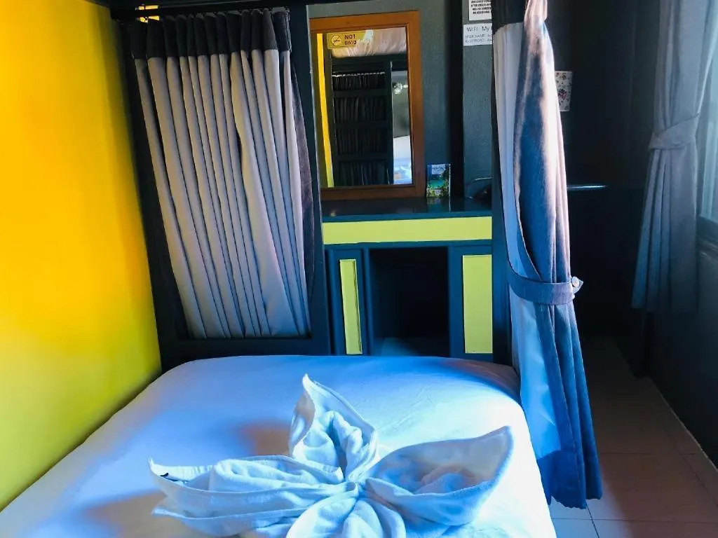 Pond'S Hostel Koh Tao